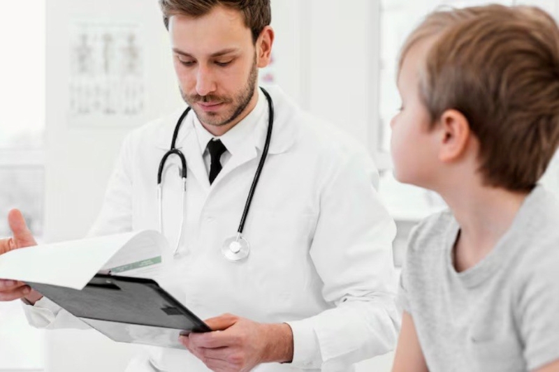 Cách kiểm tra hẹp bao quy đầu ở trẻ nhỏ  
