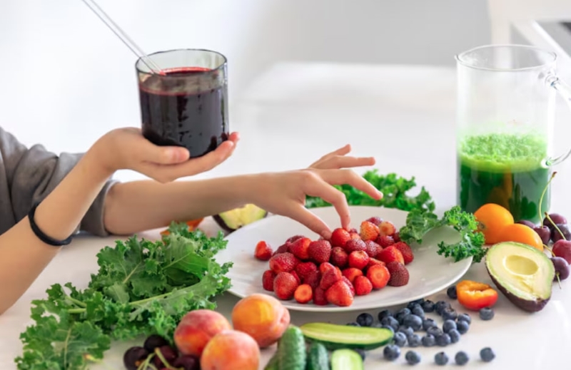 Việc bổ sung đầy đủ các chất dinh dưỡng giúp duy trì tuyến giáp khỏe mạnh 