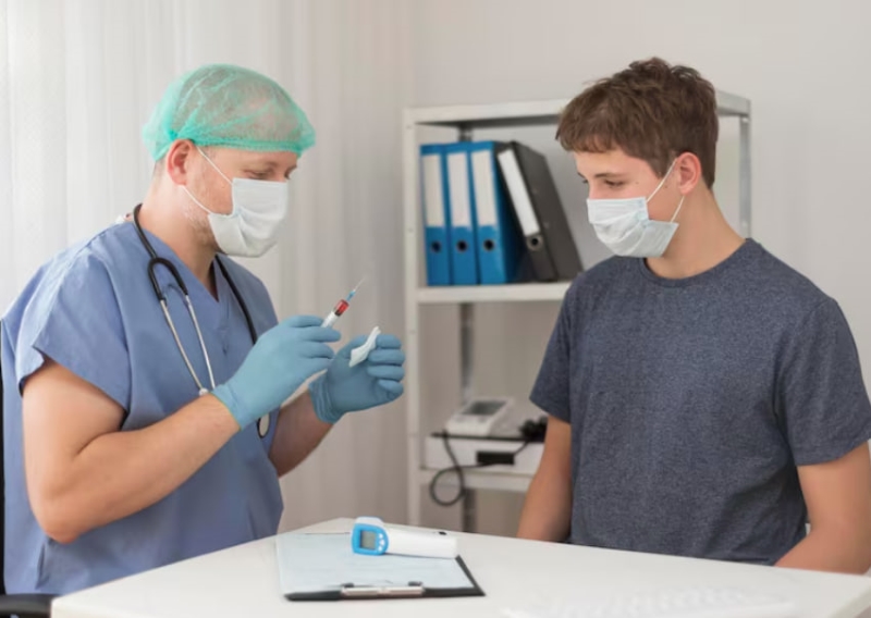 Người nghi ngờ phơi nhiễm HIV cần chủ động đến ngay cơ sở y tế để được đánh giá và tiến hành các bước xử trí 