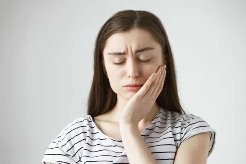Sâu răng là nguyên nhân hàng đầu dẫn tới tình trạng viêm tủy răng
