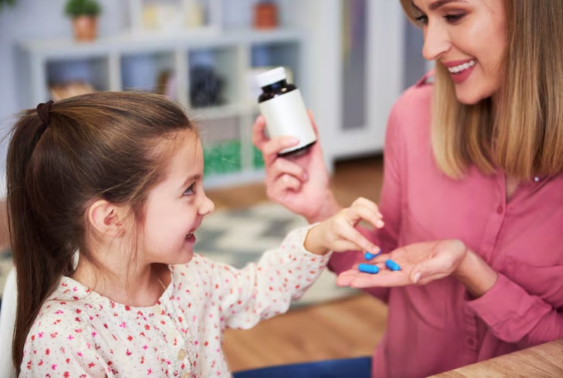 Cha mẹ tuyệt đối không tự ý bổ sung vitamin A cho trẻ 