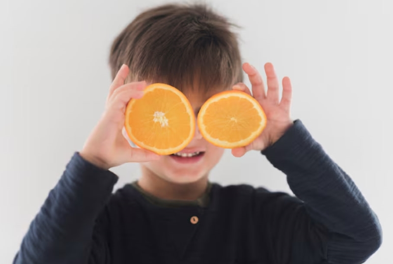 Vitamin A đóng vai trò quan trọng đối với thị lực của trẻ 