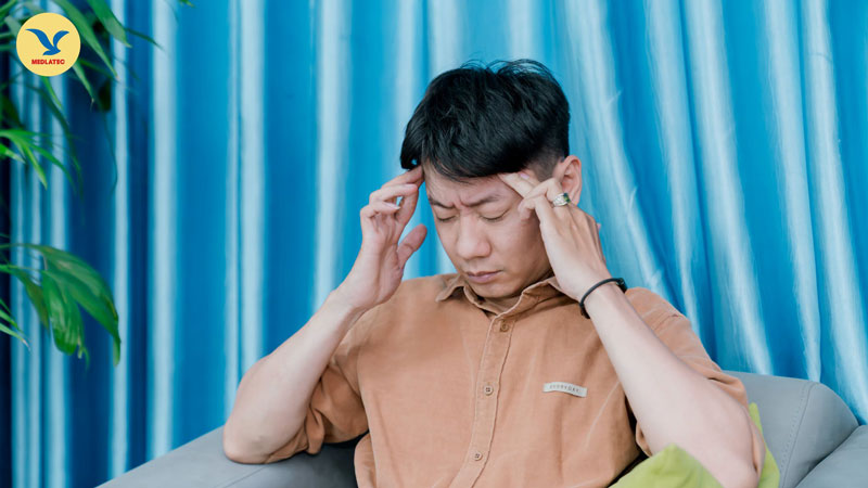 Đau đầu, chóng mặt là một trong những dấu hiệu rối loạn thần kinh thực vật thường gặp
