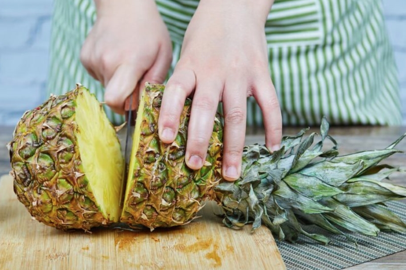 Mỗi ngày ăn 1 quả dứa có tốt không - câu trả lời phụ thuộc vào thể trạng của từng người