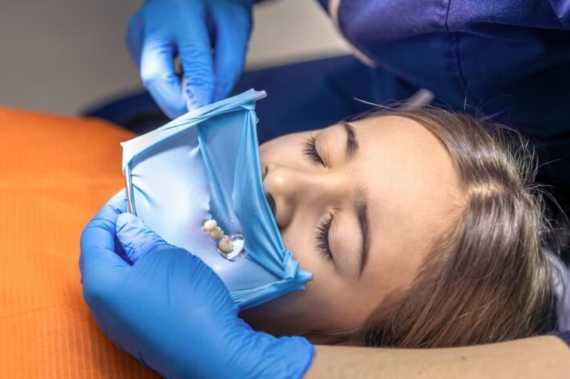 Bạn đọc cần tuân thủ các quy tắc sau nhổ răng khôn