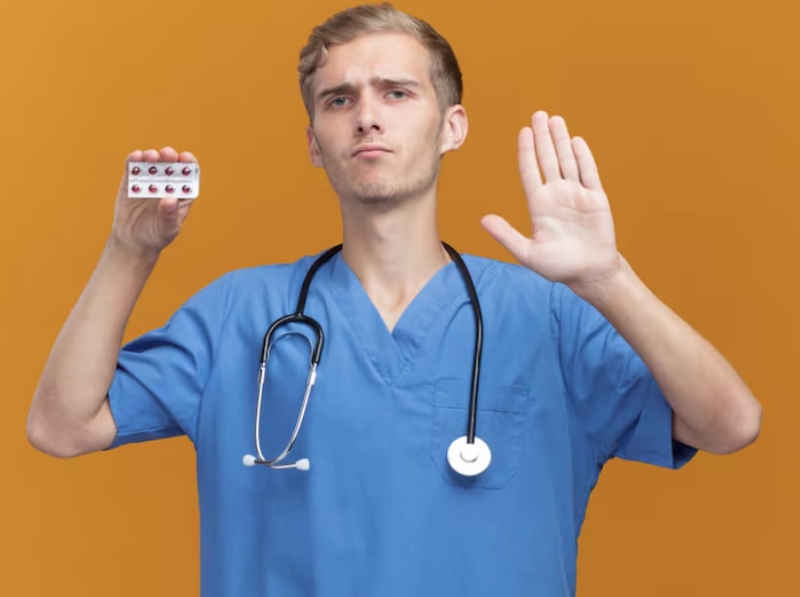 Tuyệt đối không tự ý sử dụng thuốc khi chưa có hướng dẫn của bác sĩ