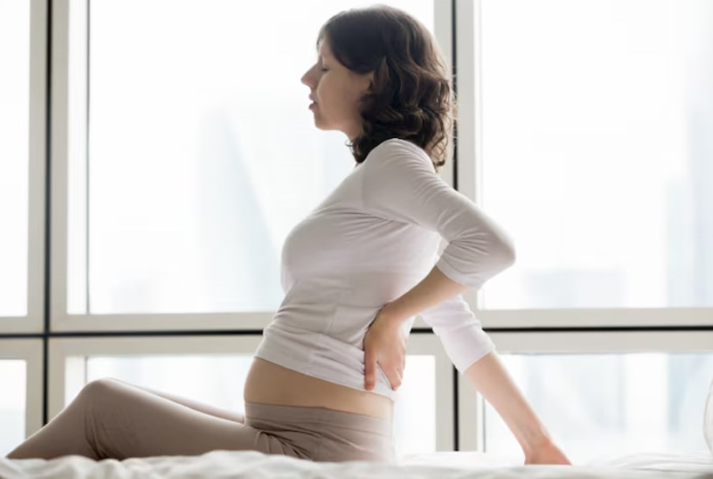 Ảnh hưởng của hormone Relaxin có thể là nguyên nhân khiến bà bầu tháng cuối đau xương mu