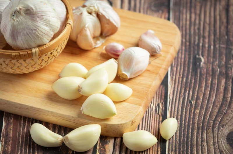 Việc áp dụng các cách chữa sùi mào gà ở miệng tại nhà có thể gây ra nhiều hệ lụy đối với sức khỏe