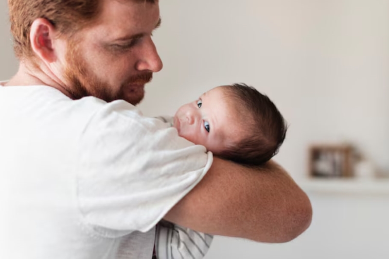 Cha mẹ cần nắm rõ hướng dẫn cách vỗ đờm cho trẻ sơ sinh​