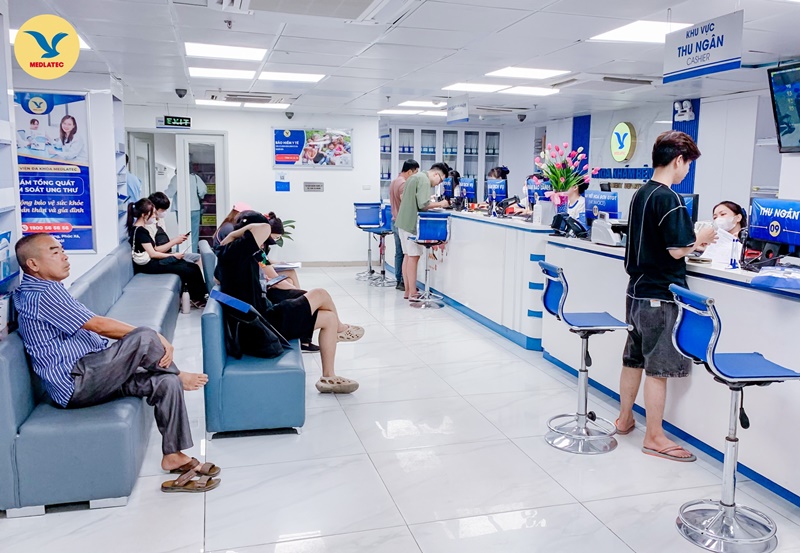 Nếu có biểu hiện bất thường, bạn nên đi khám tại những cơ sở y tế đáng tin cậy