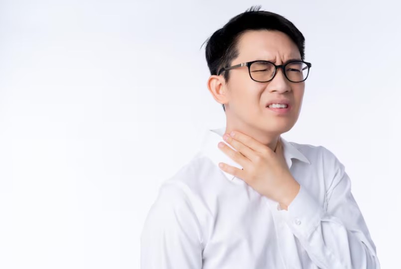 Uống nước đá nhiều là nguyên nhân gây viêm họng 