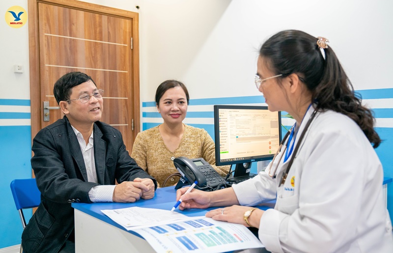 Người bệnh nên đi khám sức khỏe định kỳ để phát hiện sớm những bất thường và kịp thời điều trị 