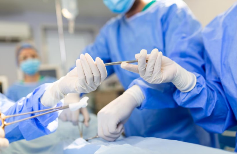 Chi phí mổ nang mào tinh hoàn phụ thuộc vào nhiều yếu tố