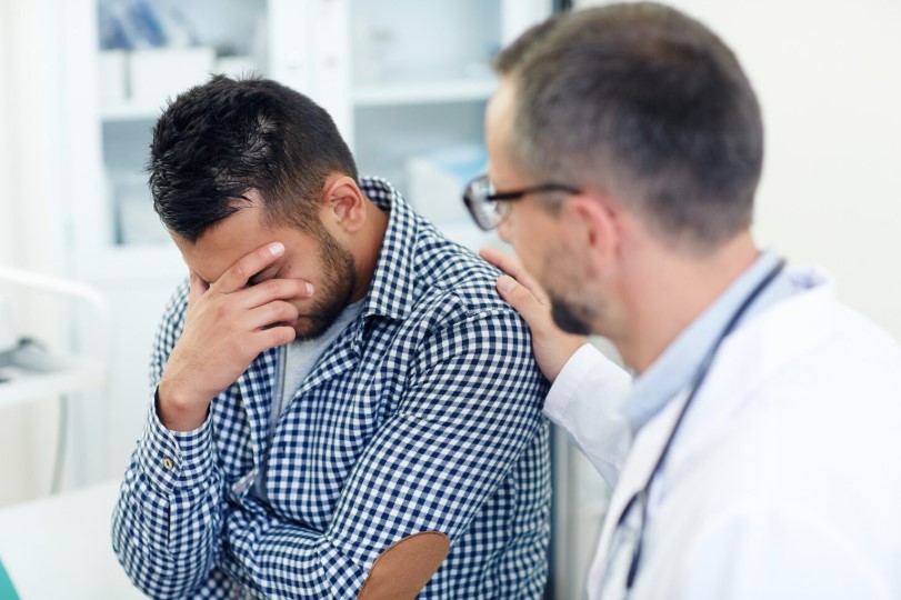 Cắt tuyến giáp có ảnh hưởng đến sinh lý nam giới