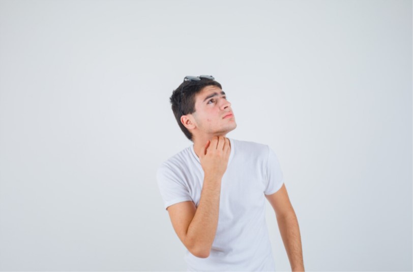 Trong một số trường hợp cần phải cắt tuyến giáp