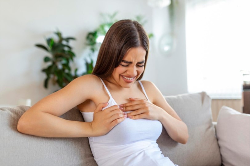 Khi kích thước tăng nhanh bướu sợi tuyến gây đau nhức