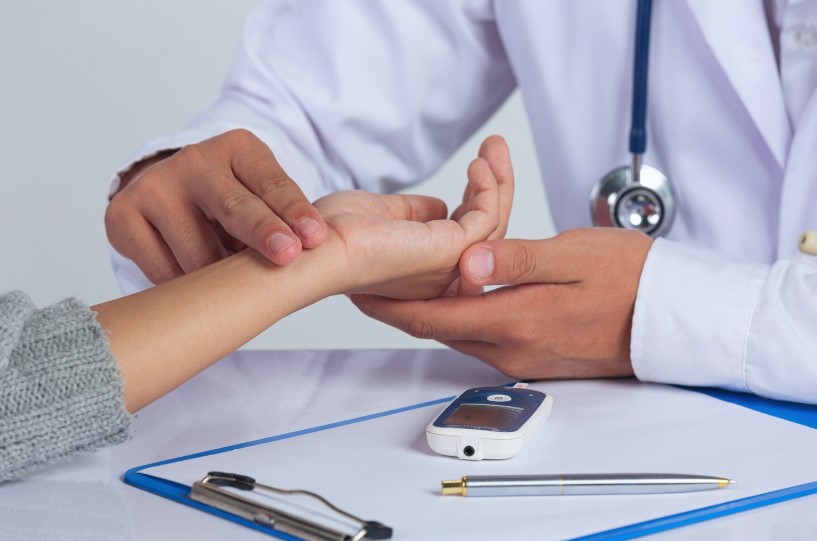 Tuân thủ chỉ định điều trị của bác sĩ khi được chẩn đoán mắc tiểu đường