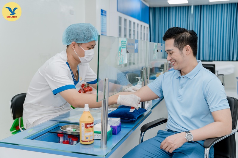 Máy đo mỡ máu không thể thay thế được xét nghiệm máu tại bệnh viện 