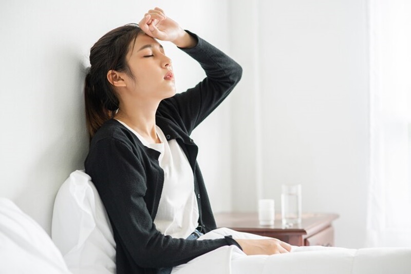 Cortisol suy giảm có thể khiến cơ thể người bệnh bị suy nhược