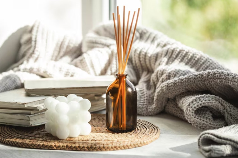 Cha mẹ có thể sử dụng tinh dầu khuynh diệp để xông phòng