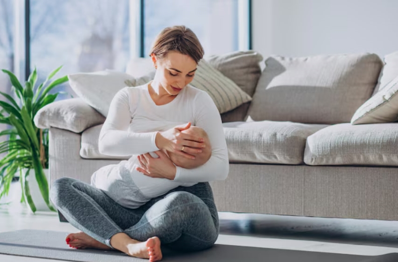 Bú sữa mẹ hoàn toàn là một trong những cách tăng đề kháng cho trẻ sơ sinh