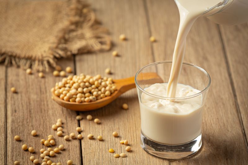 Các loại sữa hạt tốt cho người mỡ máu cao