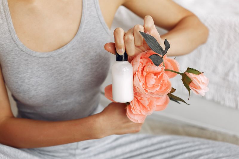 Sử dụng dung dịch vệ sinh vùng kín không phù hợp gây kích ứng âm đạo