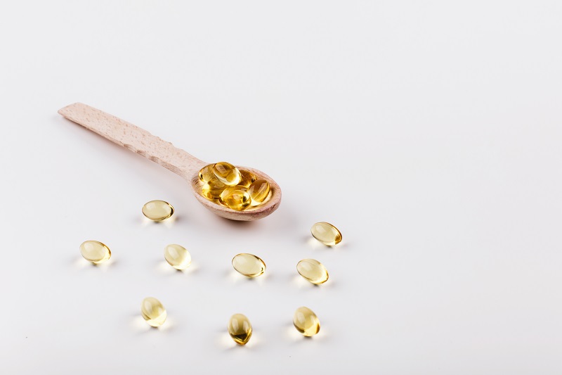 Tinh dầu hoa anh thảo giàu omega-6, thường được bào chế dưới dạng viên nang mềm.