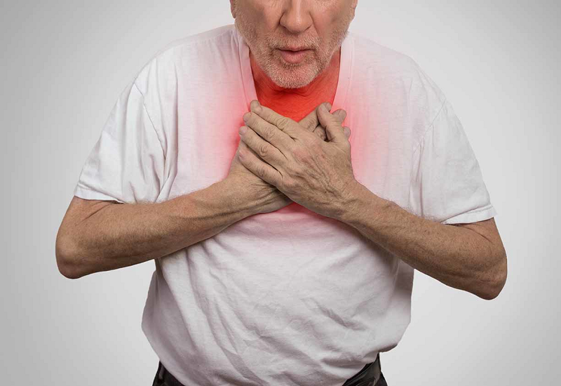 Bỏ thuốc lá đột ngột có thể gây ra các triệu chứng tạm thời như ho kéo dài tăng tiết đờm