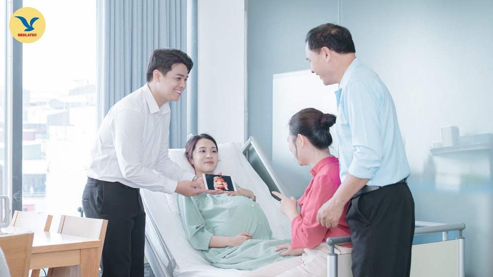 Ngay cả người thân của sản phụ cũng nhận được nhiều ưu đãi chăm sóc sức khỏe  