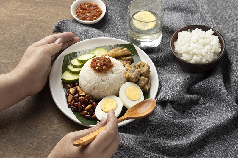 Ăn cơm nhiều có bị tiểu đường không là băn khoăn của nhiều người quan tâm đến sức khỏe. 
