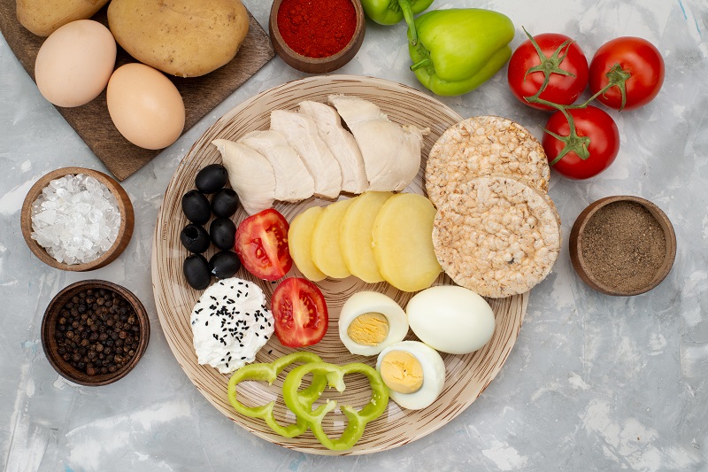 Bạn nên chú ý khẩu phần, vì ăn quá nhiều thực phẩm ít kali vẫn có thể làm tăng lượng kali nạp vào. 