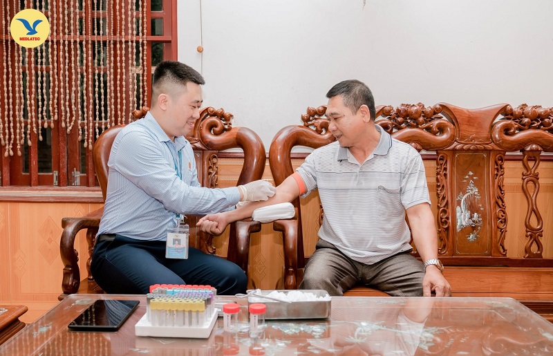 Xét nghiệm máu và nước tiểu có thể phát hiện bệnh thận mạn