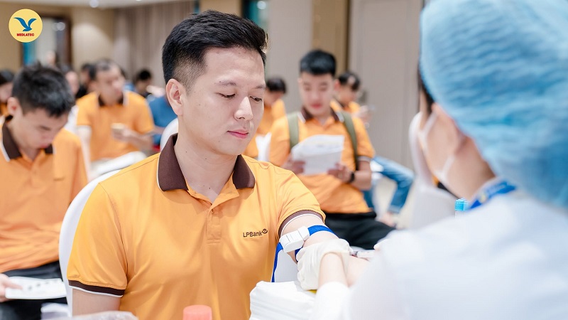 Bạn có thể được hướng dẫn nhịn ăn trước khi lấy máu xét nghiệm đường huyết.