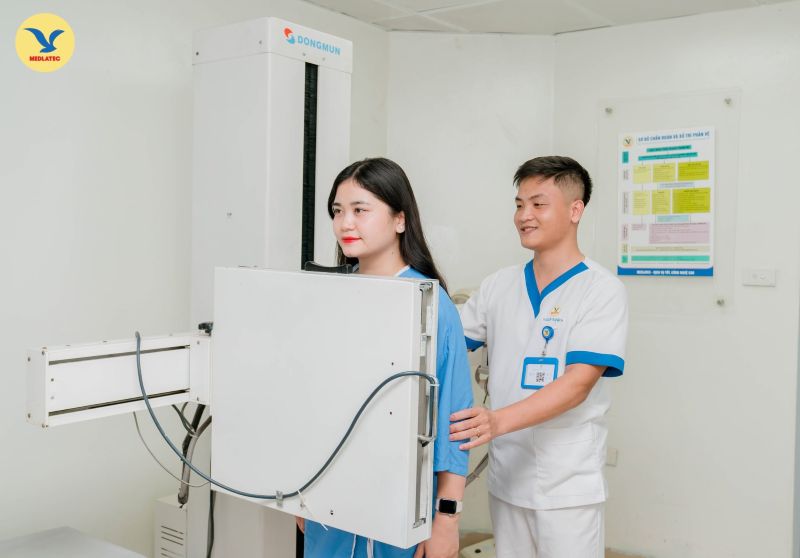 Chụp X-quang là danh mục trong khám sức khỏe định kì