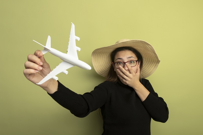 Say máy bay xảy ra khi tín hiệu từ mắt và cơ quan thăng bằng trong tai truyền đến não không đồng nhất. 