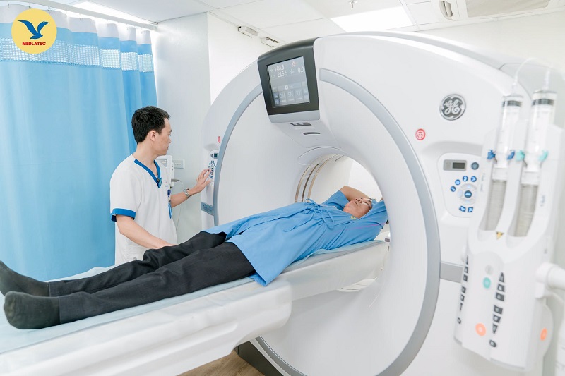 Chụp CT, MRI có thể được chỉ định khi khối u lớn, nằm sâu dưới da