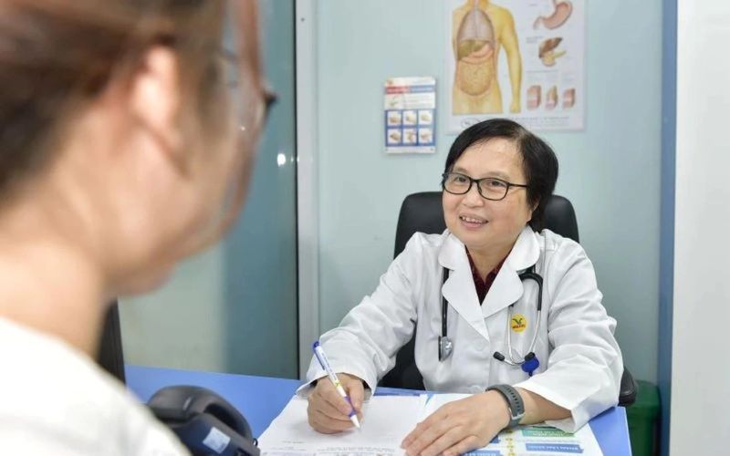 Người bệnh cần tái khám định kì đúng lịch