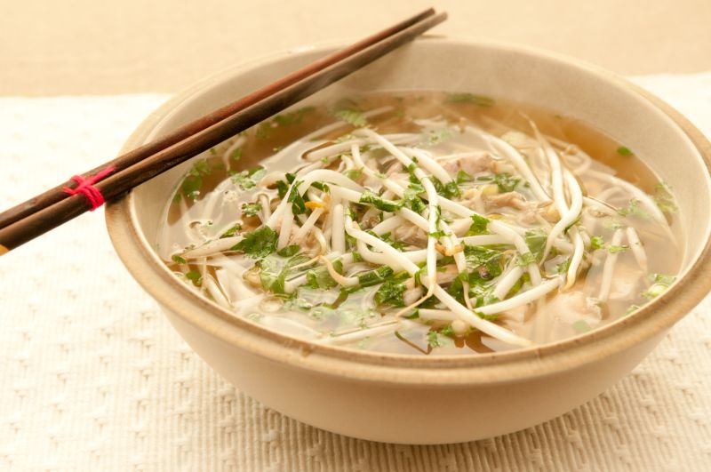 Phở gà lườn thanh đạm cho người suy thận độ 1