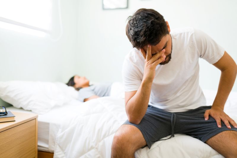 Quan hệ tình dục không an toàn là một trong những nguyên nhân gây viêm đường tiết niệu
