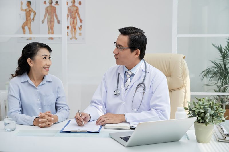 Người bệnh cần tham vấn ý kiến bác sĩ điều trị hoặc chuyên gia Dinh dưỡng để chọn sữa phù hợp