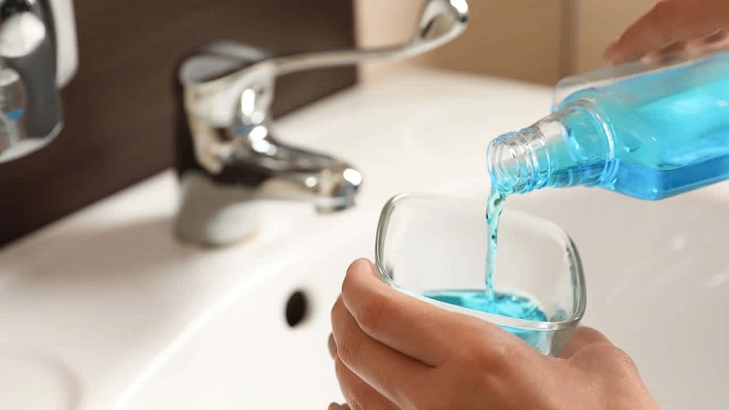 Có cần phải sử dụng nước súc miệng Dental Care thường xuyên hay chỉ khi cần thiết?
