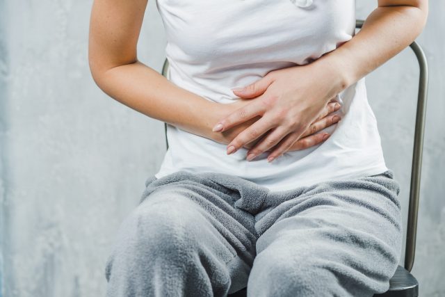 U ruột thừa có thể gây ra những triệu chứng và biểu hiện gì?