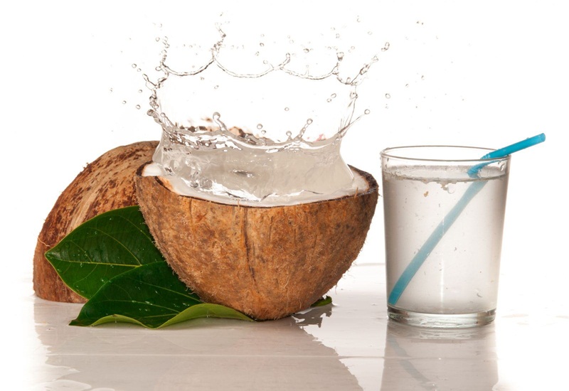 Nước dừa có đặc tính ức chế sự tiêu hóa không?
