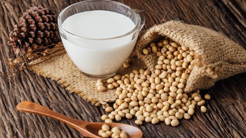 Uống sữa đậu nành có tác dụng gì đối với sức khỏe?